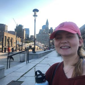 Meet your Posher, Ashley